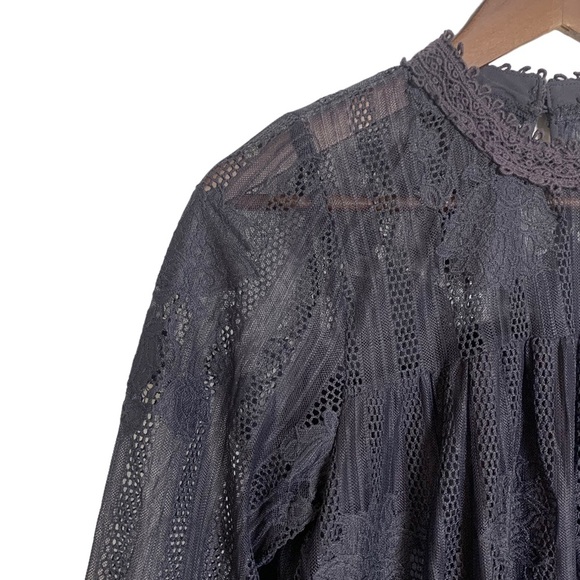 Chance or Fate Lacy High Neck Sheer Blouse Navy Blue Size M - Picture 2 of 12